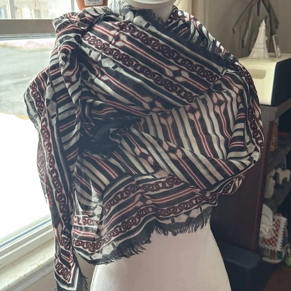 Louis Vuitton Stole Noir scarf